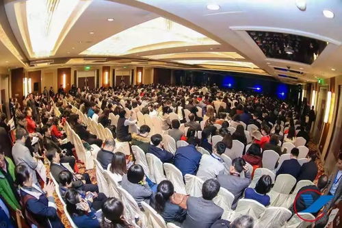 继续教育转型升级亟待打好“组合拳”——国家教育咨询委员会委员季明明在大会专刊发表专题论述